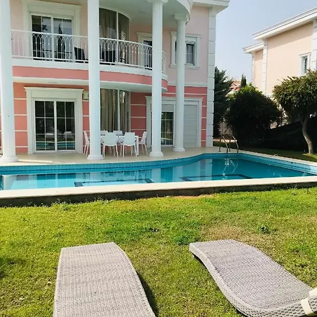 Tolerance Golf Villas Siroga *